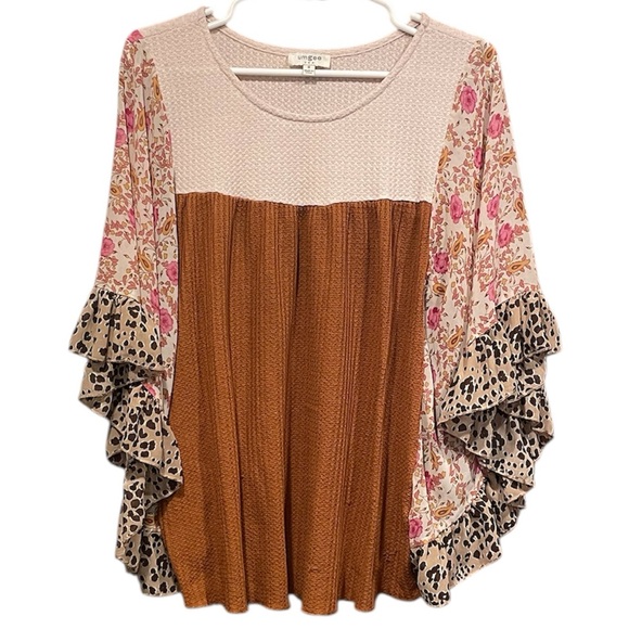 Umgee Tops - Umgee Bohemian Flowy Batwing Sleeve Waffle Knit Top w/ Floral & Animal Print